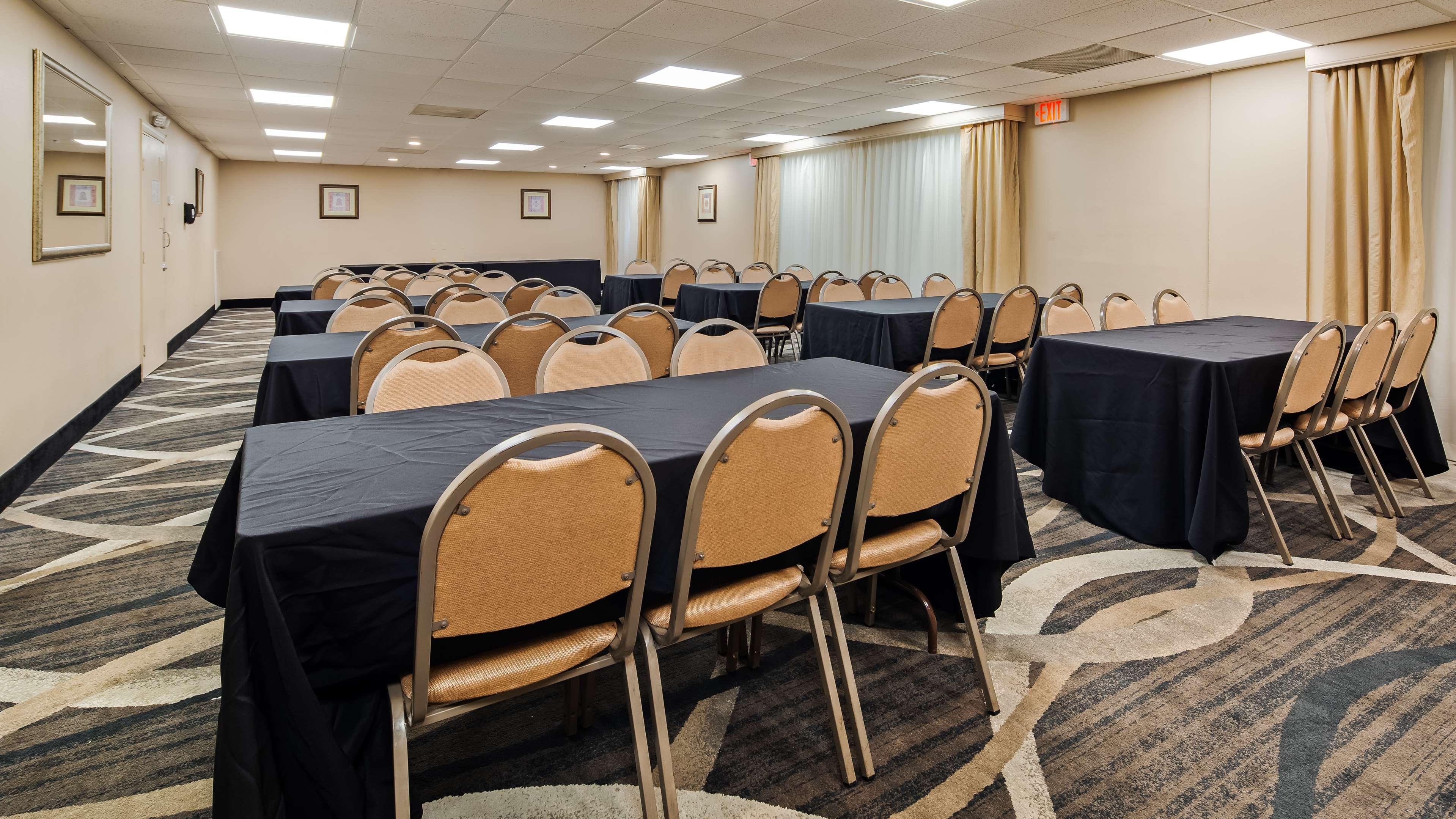 Best Western Plus Russellville Hotel & Suites Exteriör bild